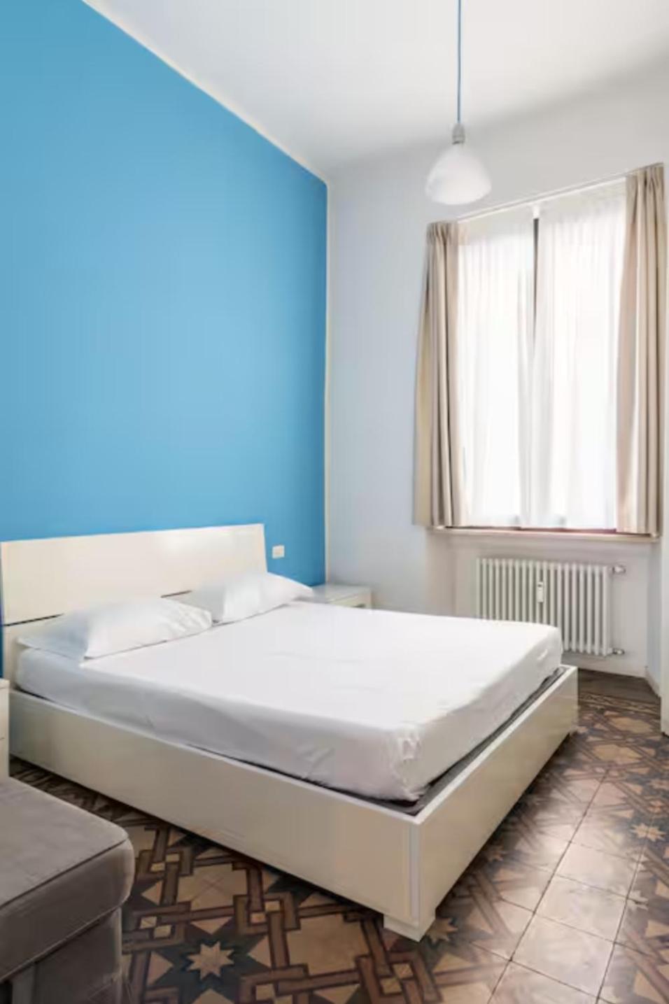In Piazza A Isola Apartment Milan Bagian luar foto
